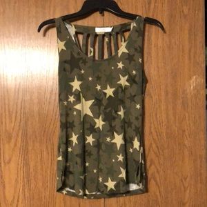 camo star tank top